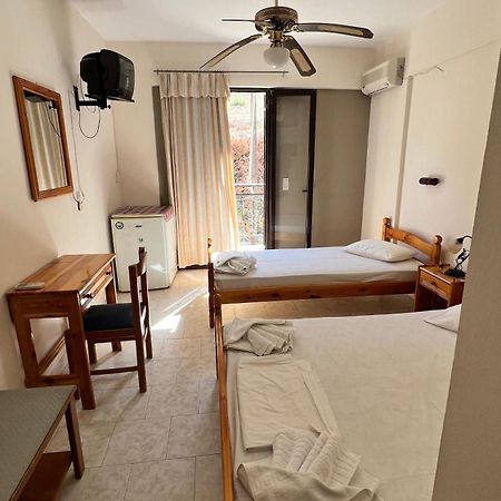 Hotel Michaela Poros  Esterno foto