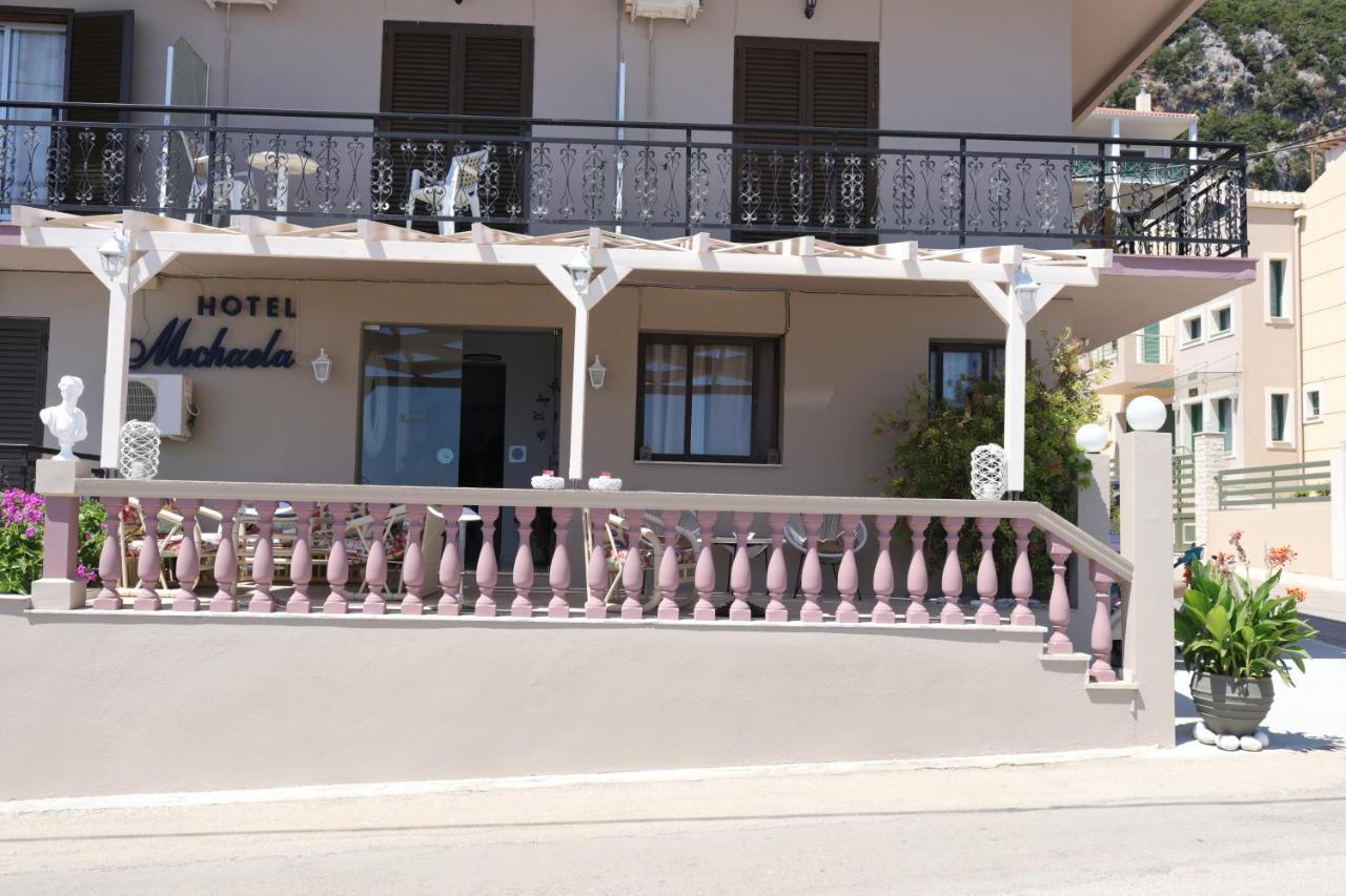 Hotel Michaela Poros  Esterno foto