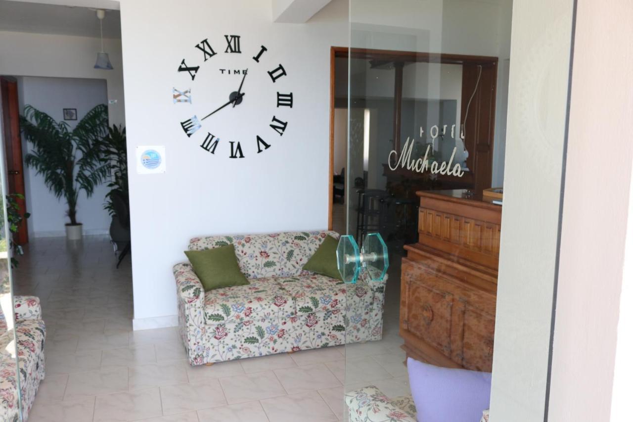 Hotel Michaela Poros  Esterno foto