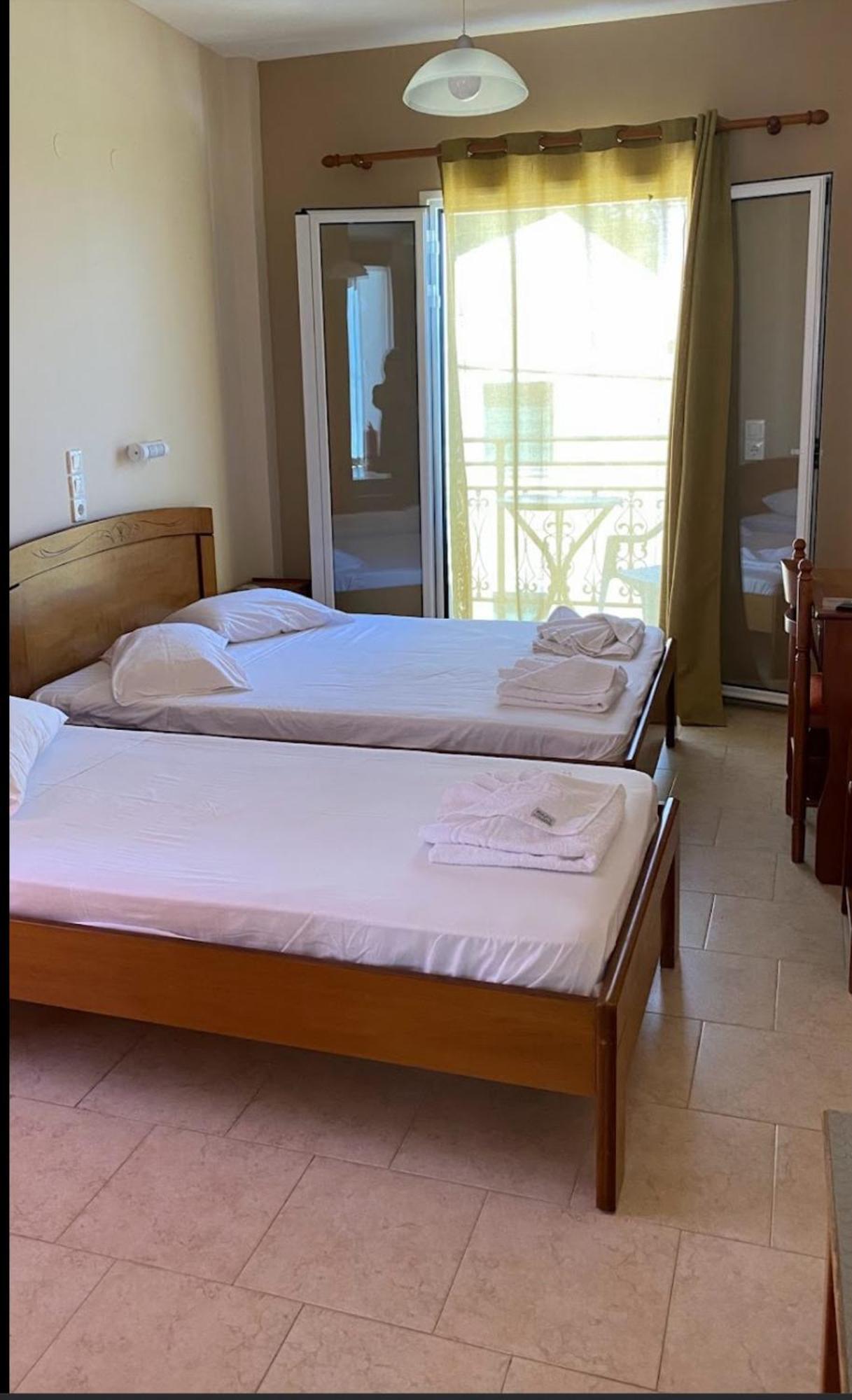 Hotel Michaela Poros  Esterno foto