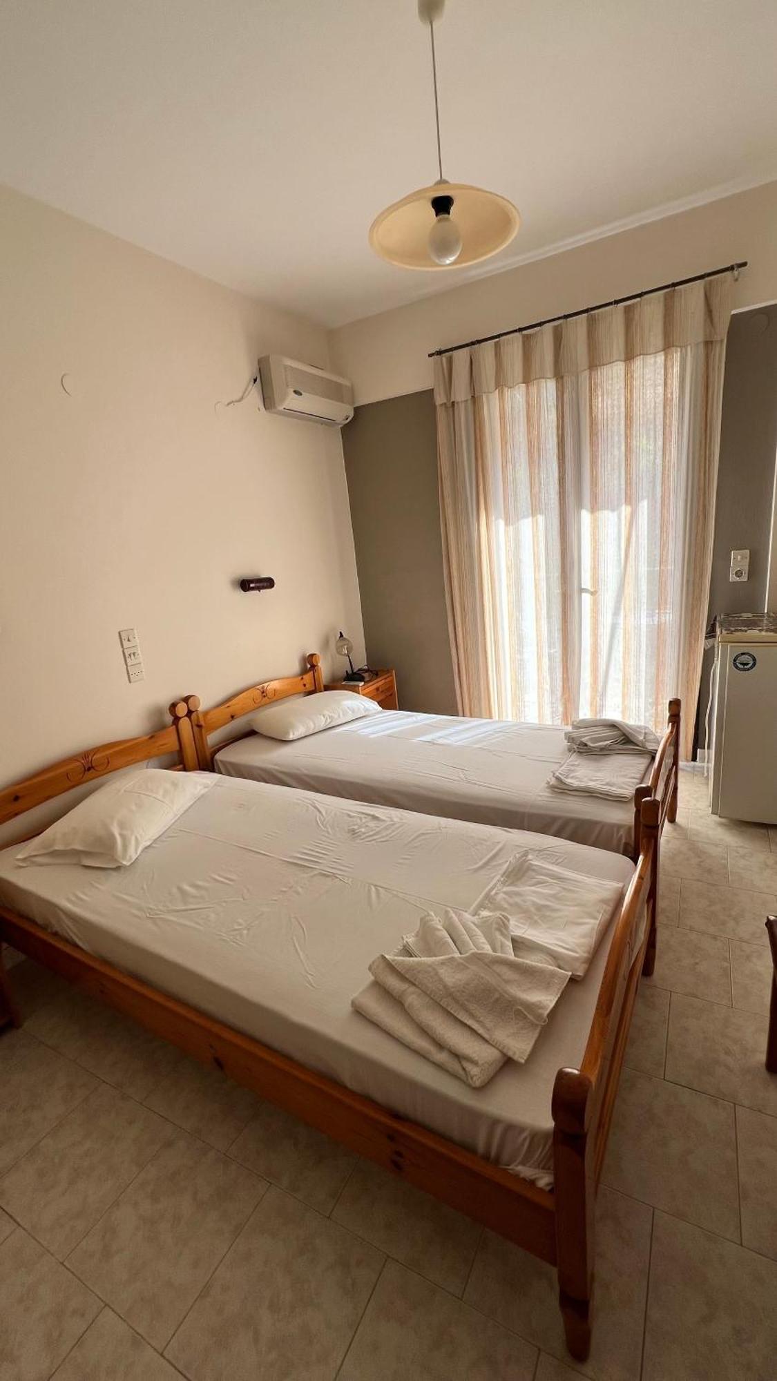 Hotel Michaela Poros  Esterno foto