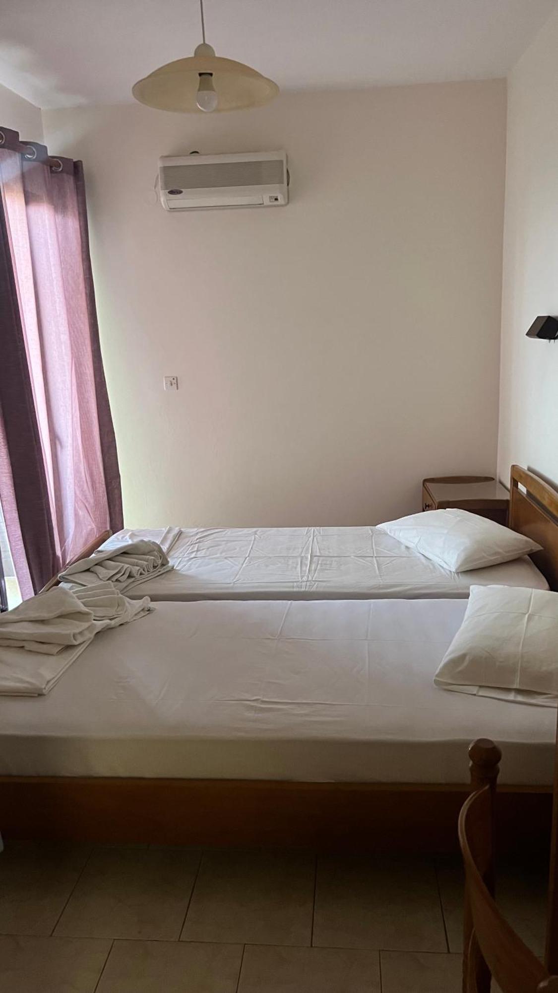 Hotel Michaela Poros  Esterno foto