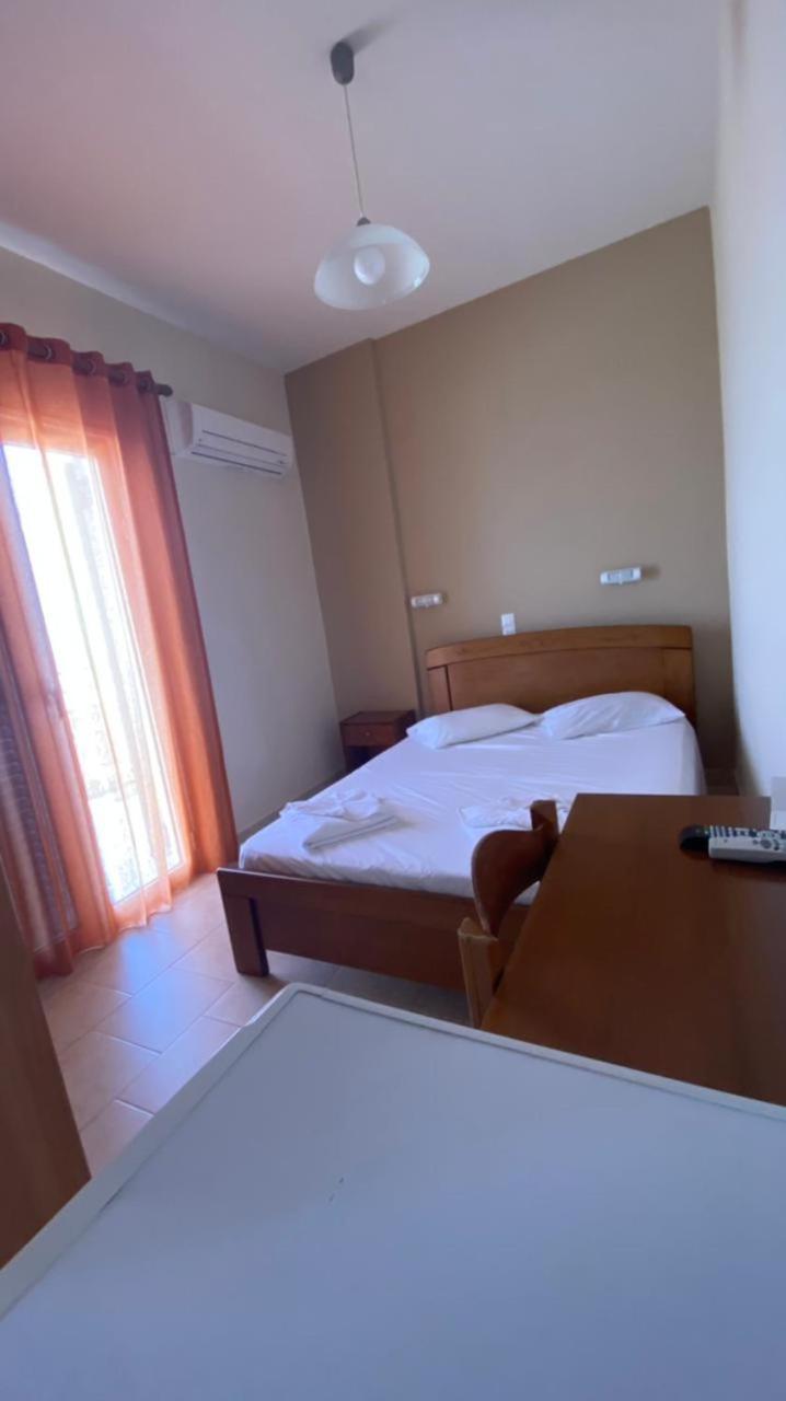 Hotel Michaela Poros  Esterno foto