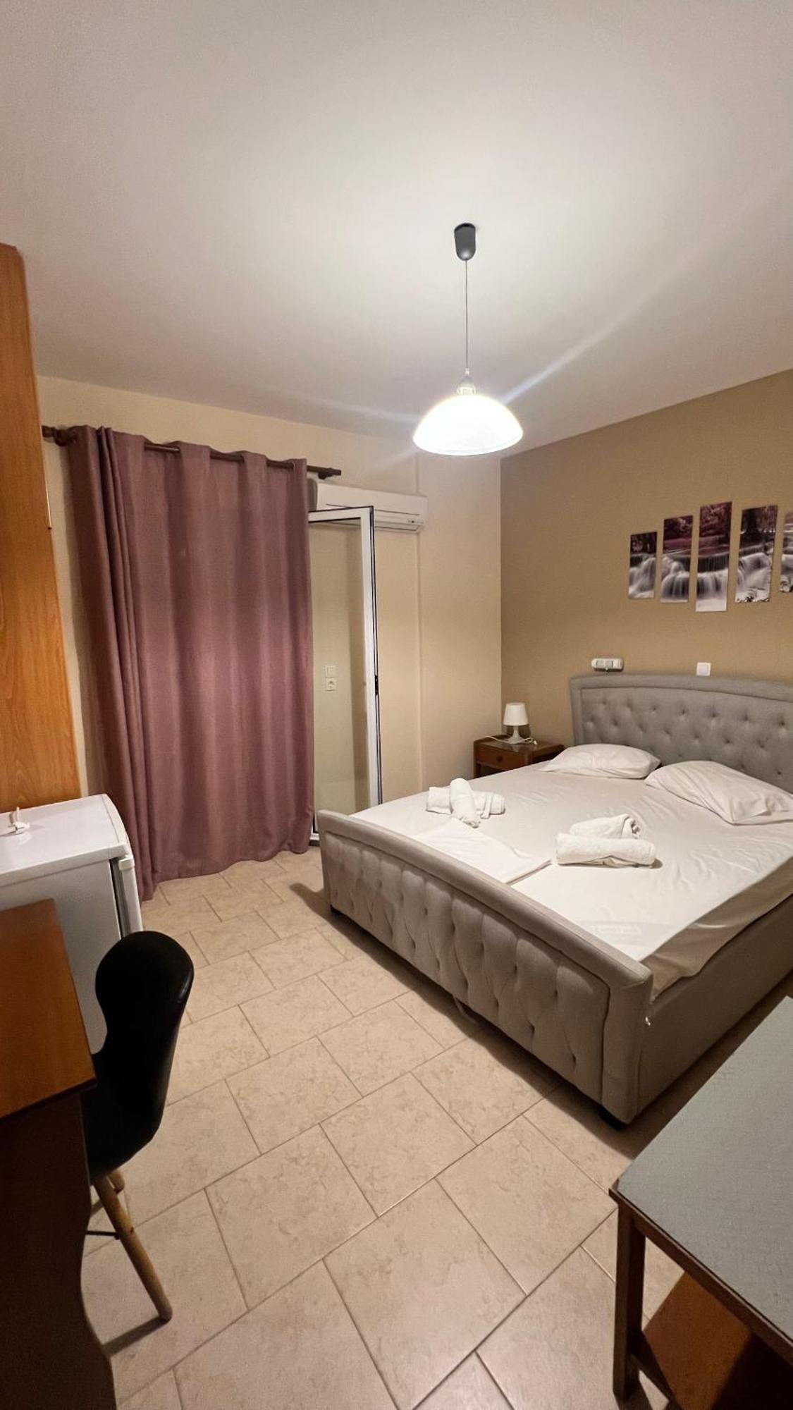 Hotel Michaela Poros  Esterno foto