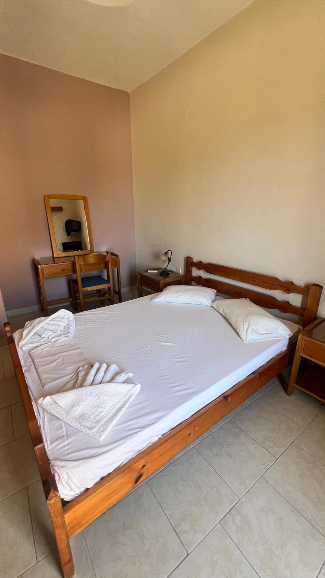 Hotel Michaela Poros  Esterno foto