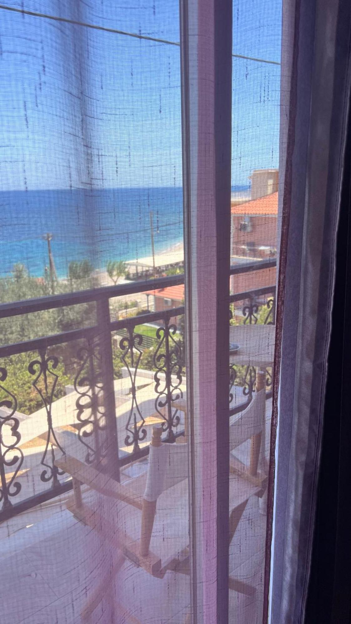 Hotel Michaela Poros  Esterno foto