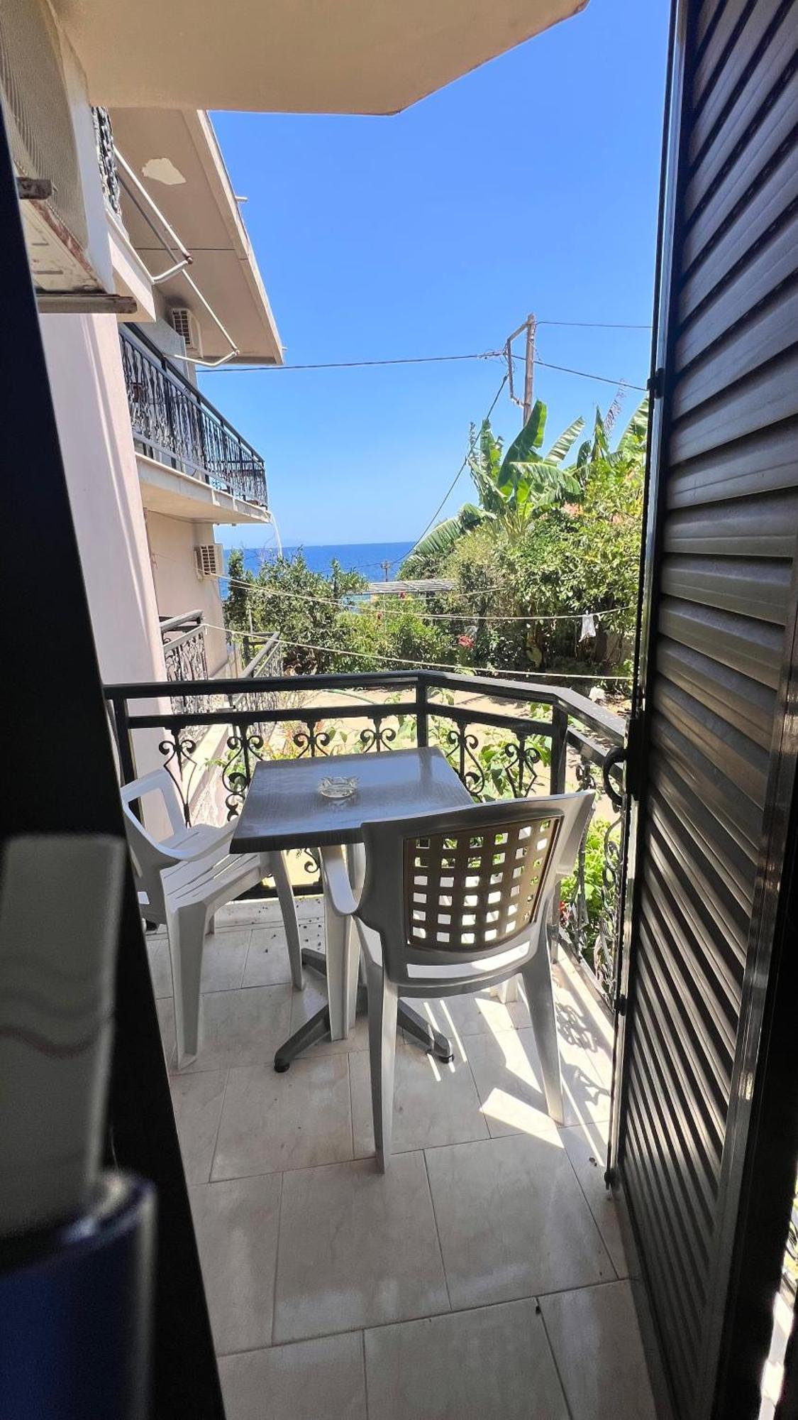 Hotel Michaela Poros  Esterno foto