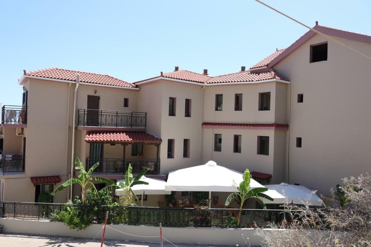 Hotel Michaela Poros  Esterno foto